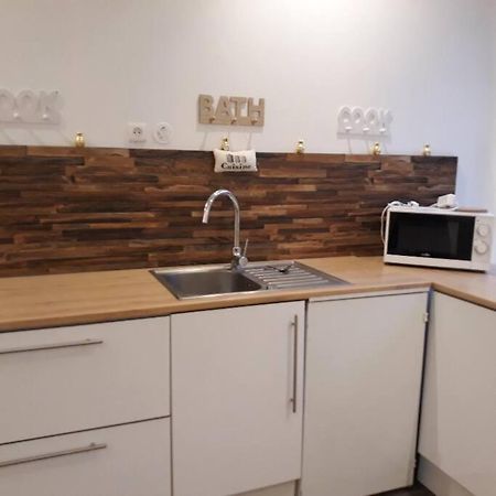 Appartement Agreable Au Centre Wifi Saint-Léonard-de-Noblat Eksteriør billede